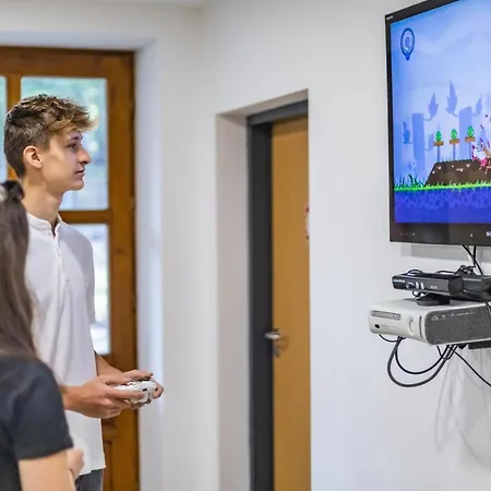 4 Evszak Hegyihotel Hotel