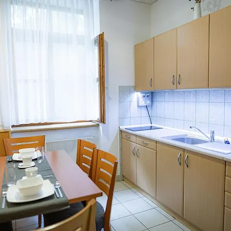 4 Evszak Hegyihotel
