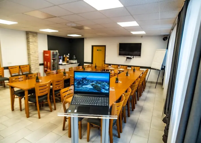 4 Evszak Hegyihotel 酒店 3*