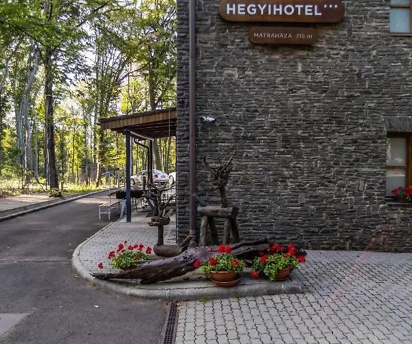 4 évszak Hegyihotel 3*